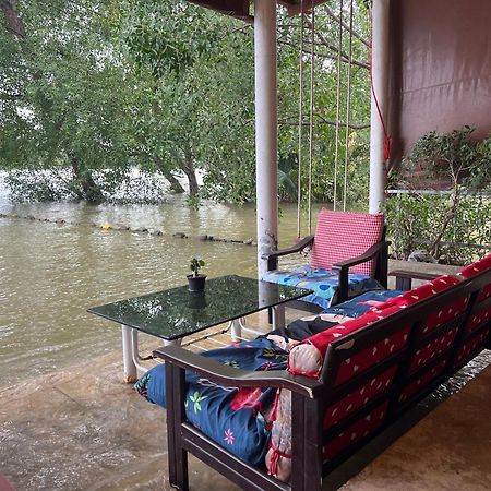 Se'Sun Amphawa Hotel Exterior photo