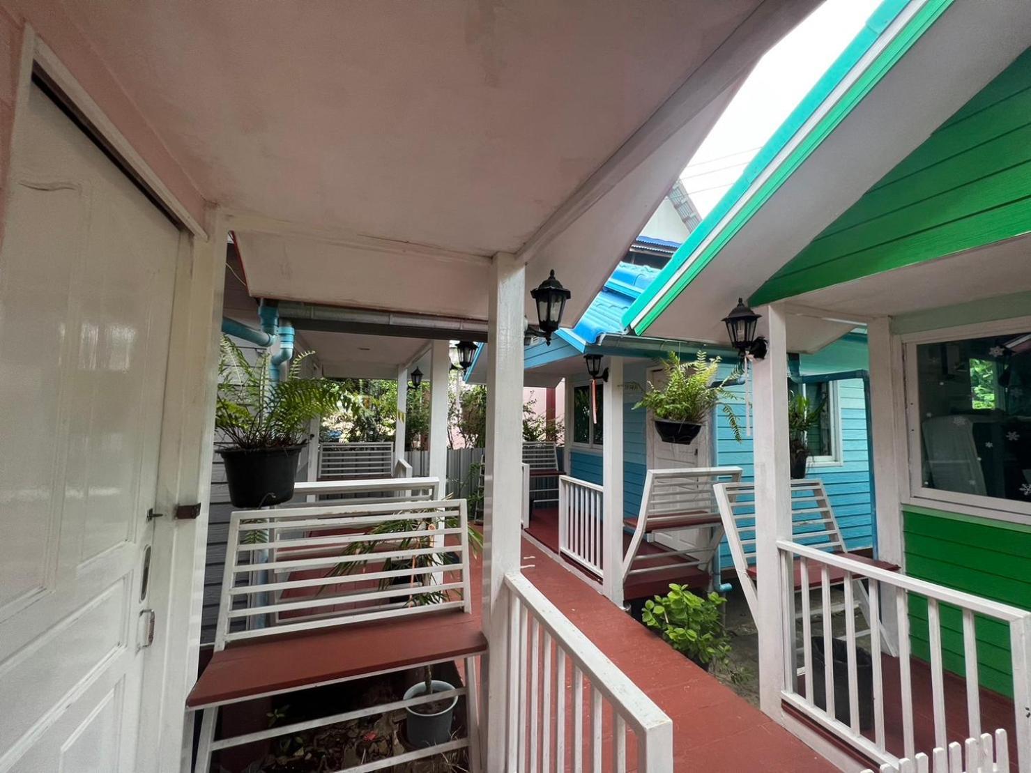 Se'Sun Amphawa Hotel Exterior photo