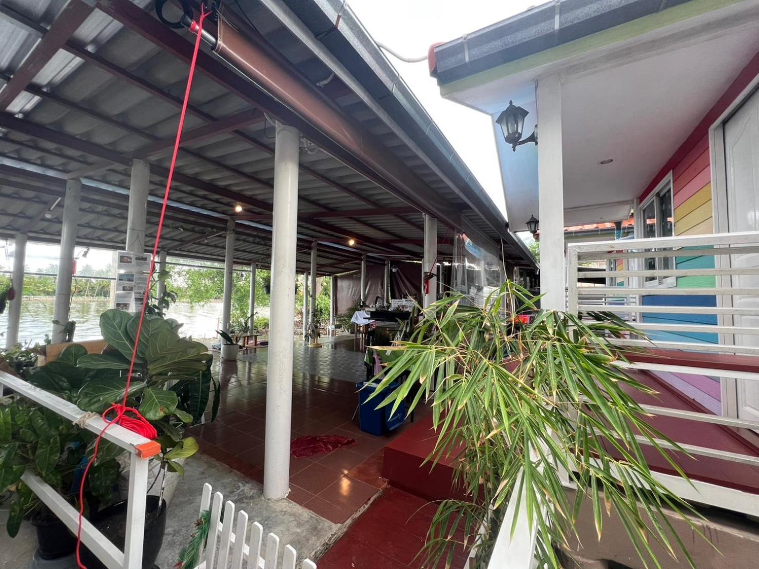 Se'Sun Amphawa Hotel Exterior photo