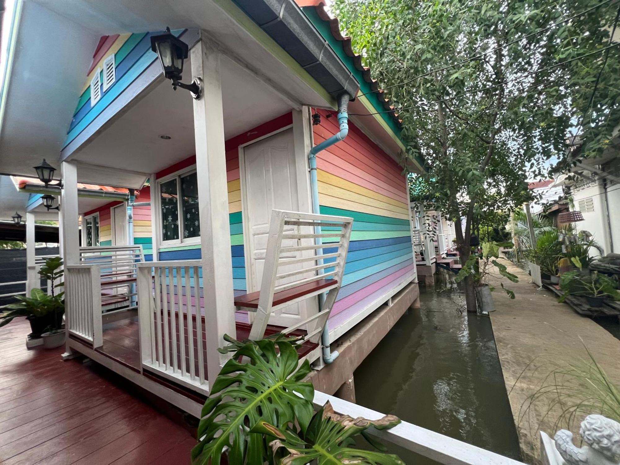 Se'Sun Amphawa Hotel Exterior photo