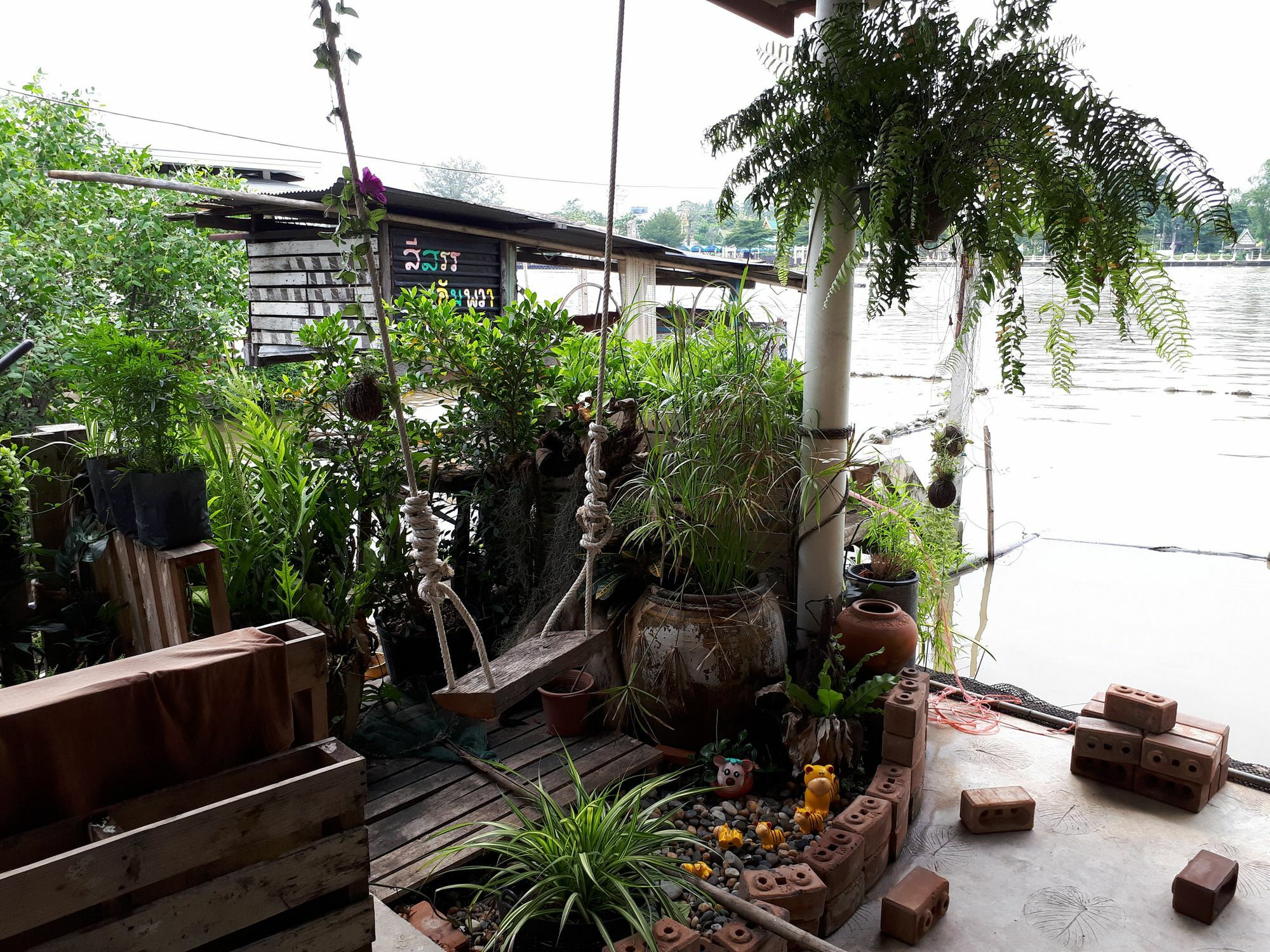 Se'Sun Amphawa Hotel Exterior photo